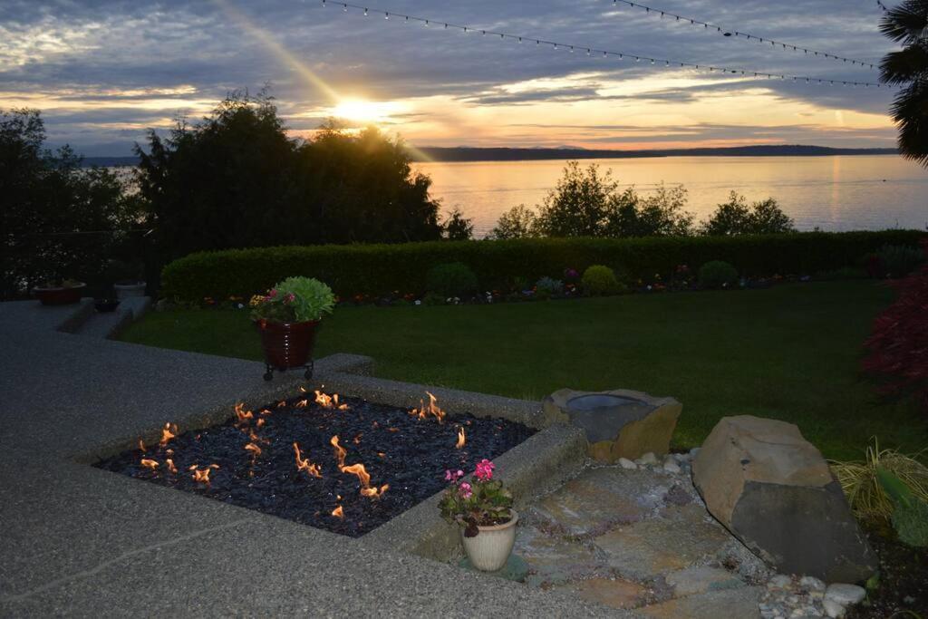 1-Bedroom Seaview Guesthouse On Seattle Luxury Estate With Views Of Olympic Mountains Buitenkant foto