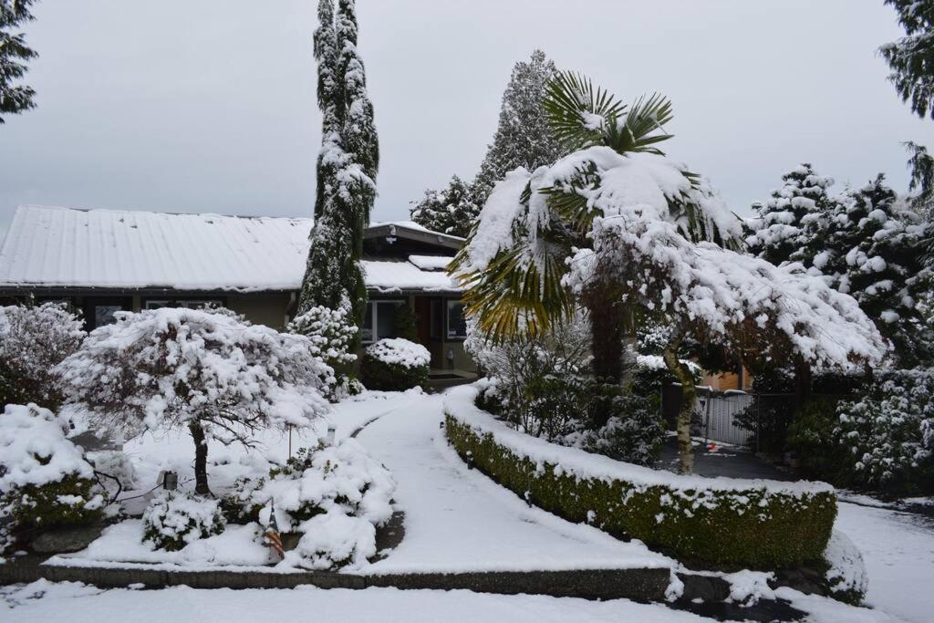 1-Bedroom Seaview Guesthouse On Seattle Luxury Estate With Views Of Olympic Mountains Buitenkant foto